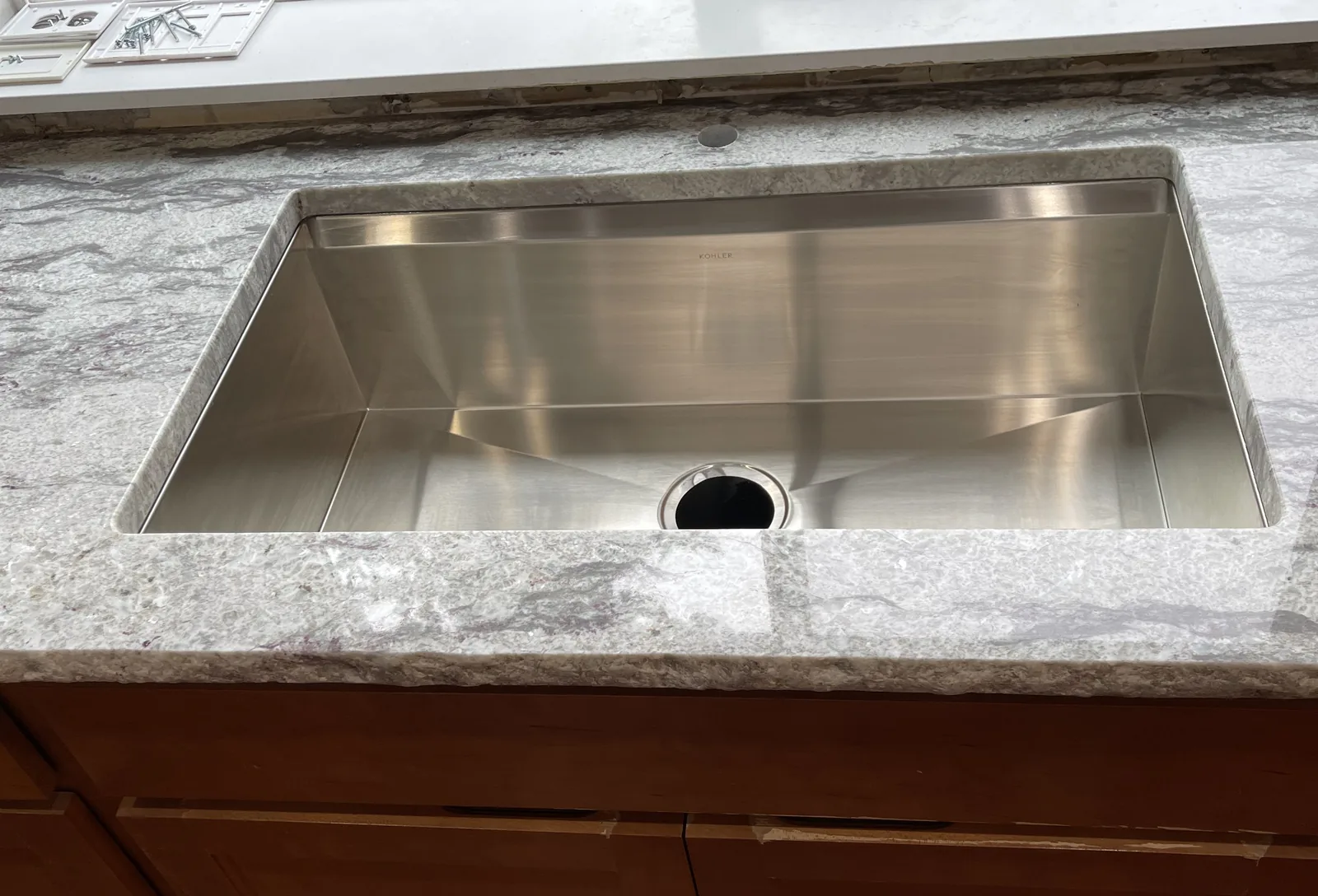 Undermount sink came loose: article cover