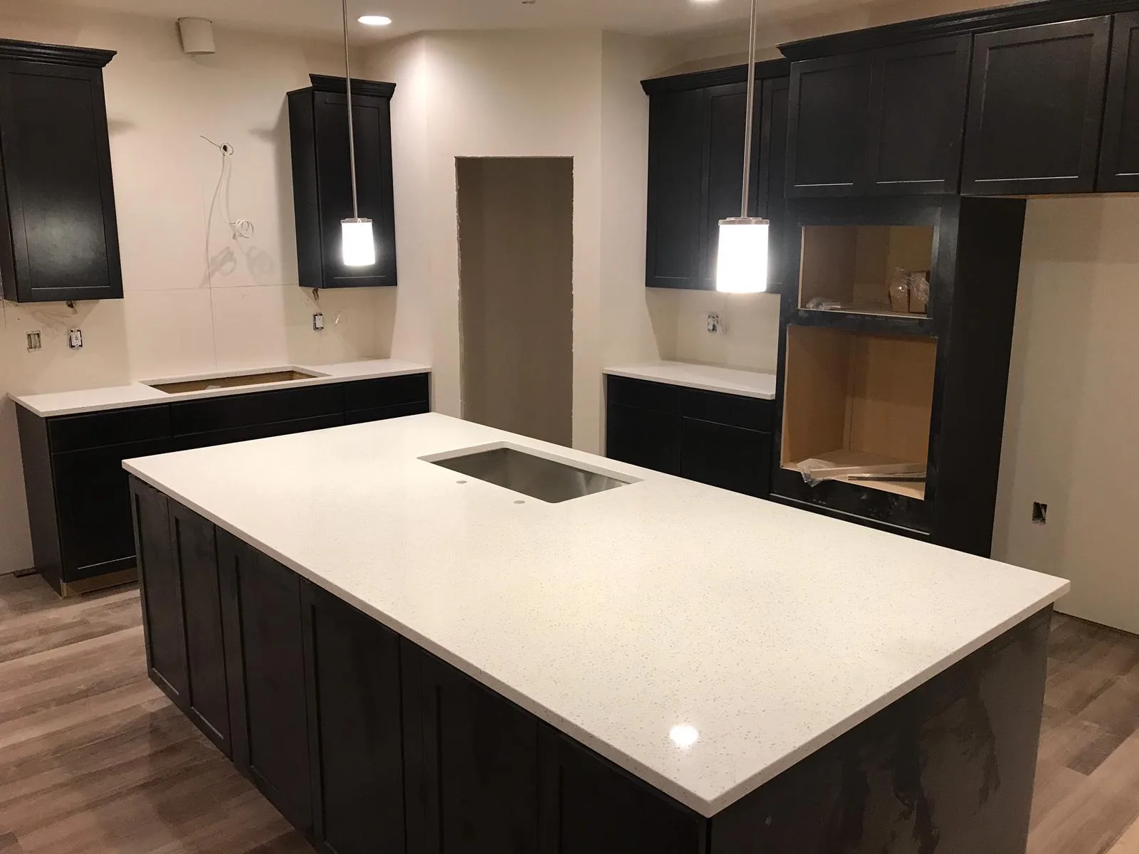 Countertop project by Top Granite, kitchen with new stone countertops