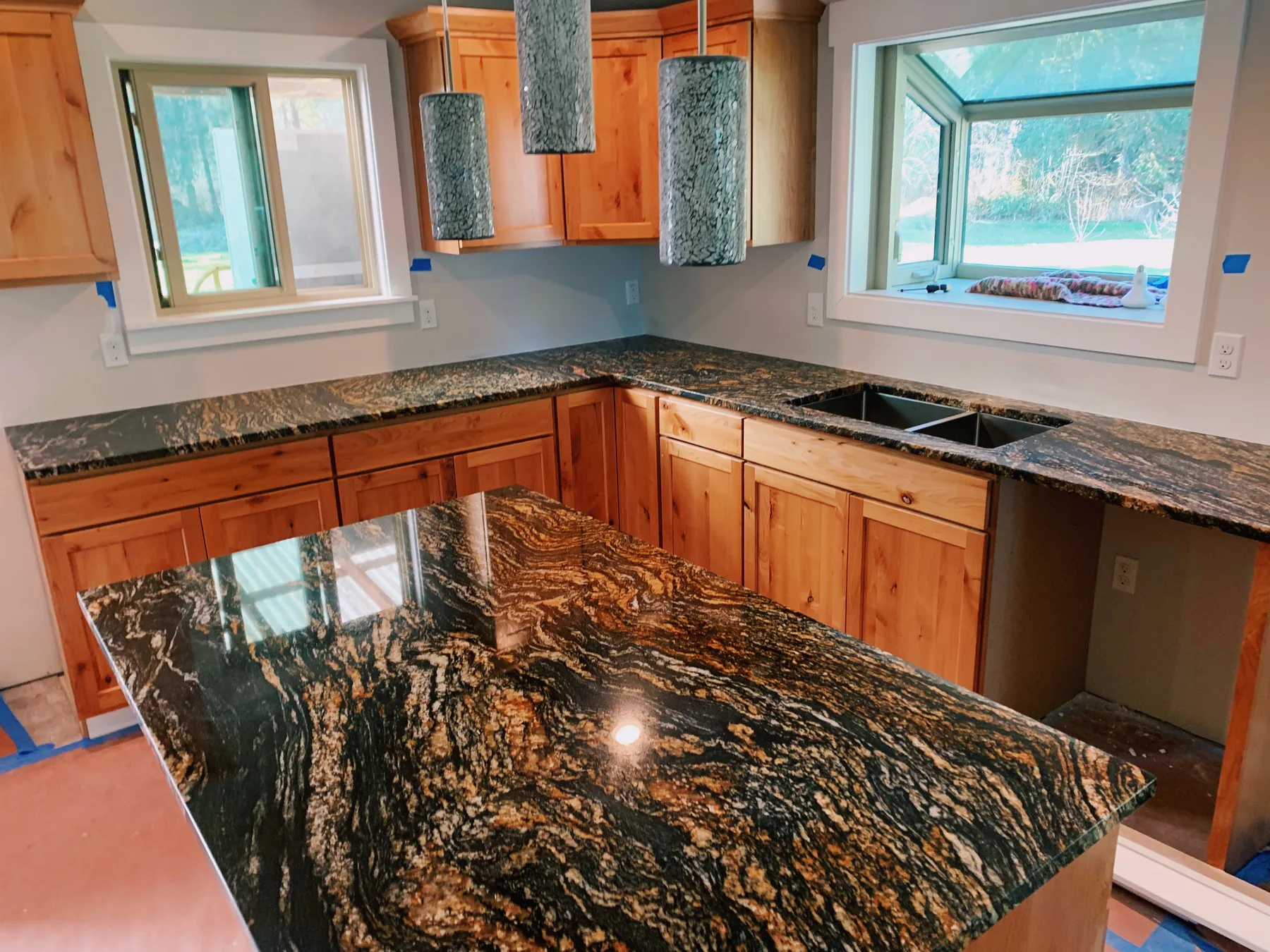 Countertop project by Top Granite, kitchen with new stone countertops
