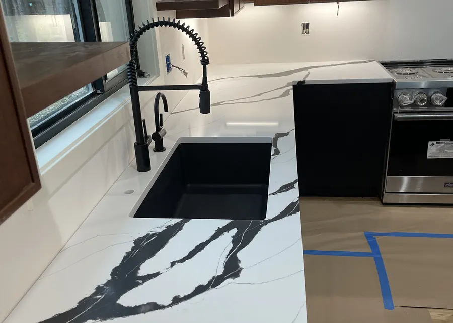 Kitchen countertops by Top Granite. A Top Granite project