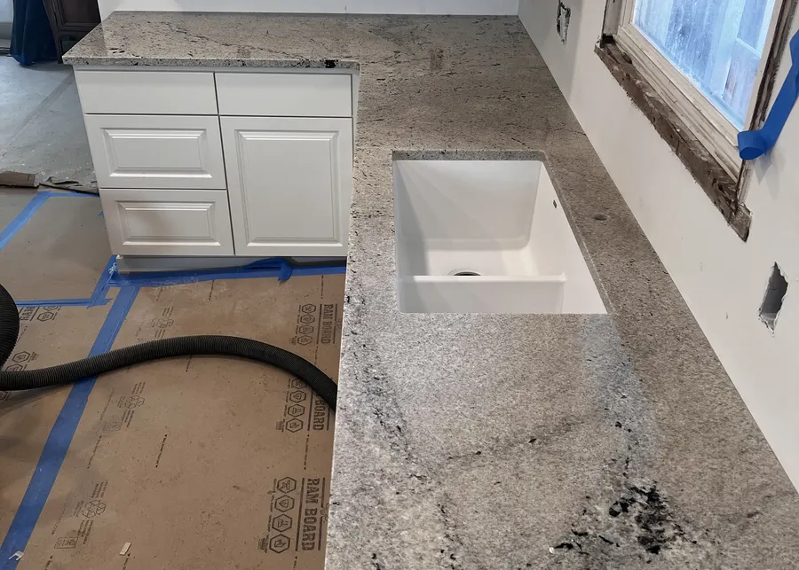 Kitchen countertops by Top Granite. A Top Granite project