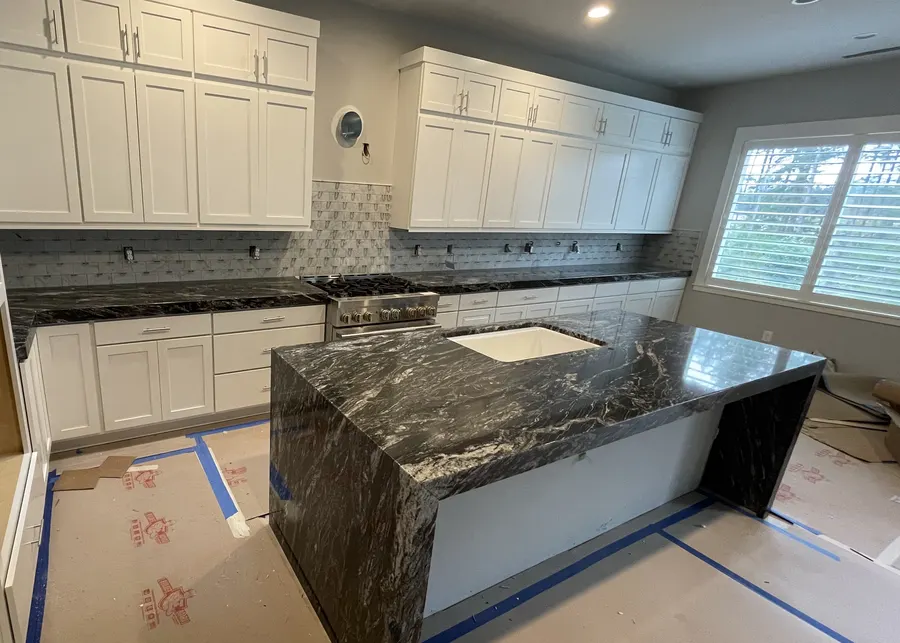 Kitchen countertops by Top Granite. A Top Granite project
