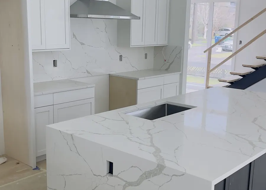 Kitchen countertops by Top Granite. A Top Granite project