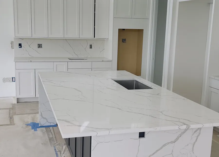 Kitchen countertops by Top Granite. A Top Granite project