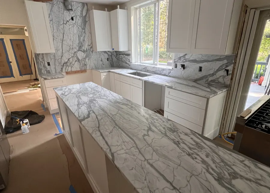 Kitchen countertops by Top Granite. A Top Granite project