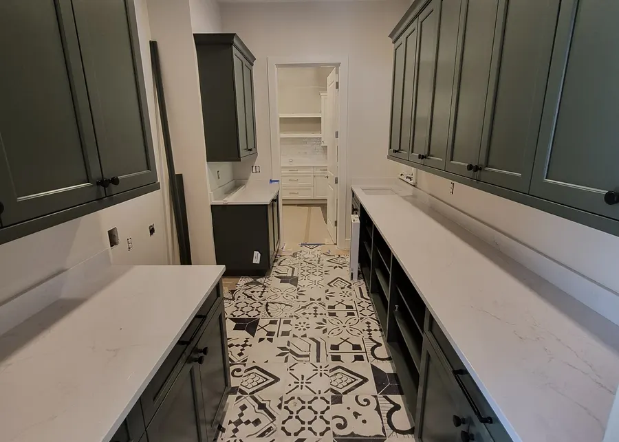 Kitchen countertops by Top Granite. A Top Granite project