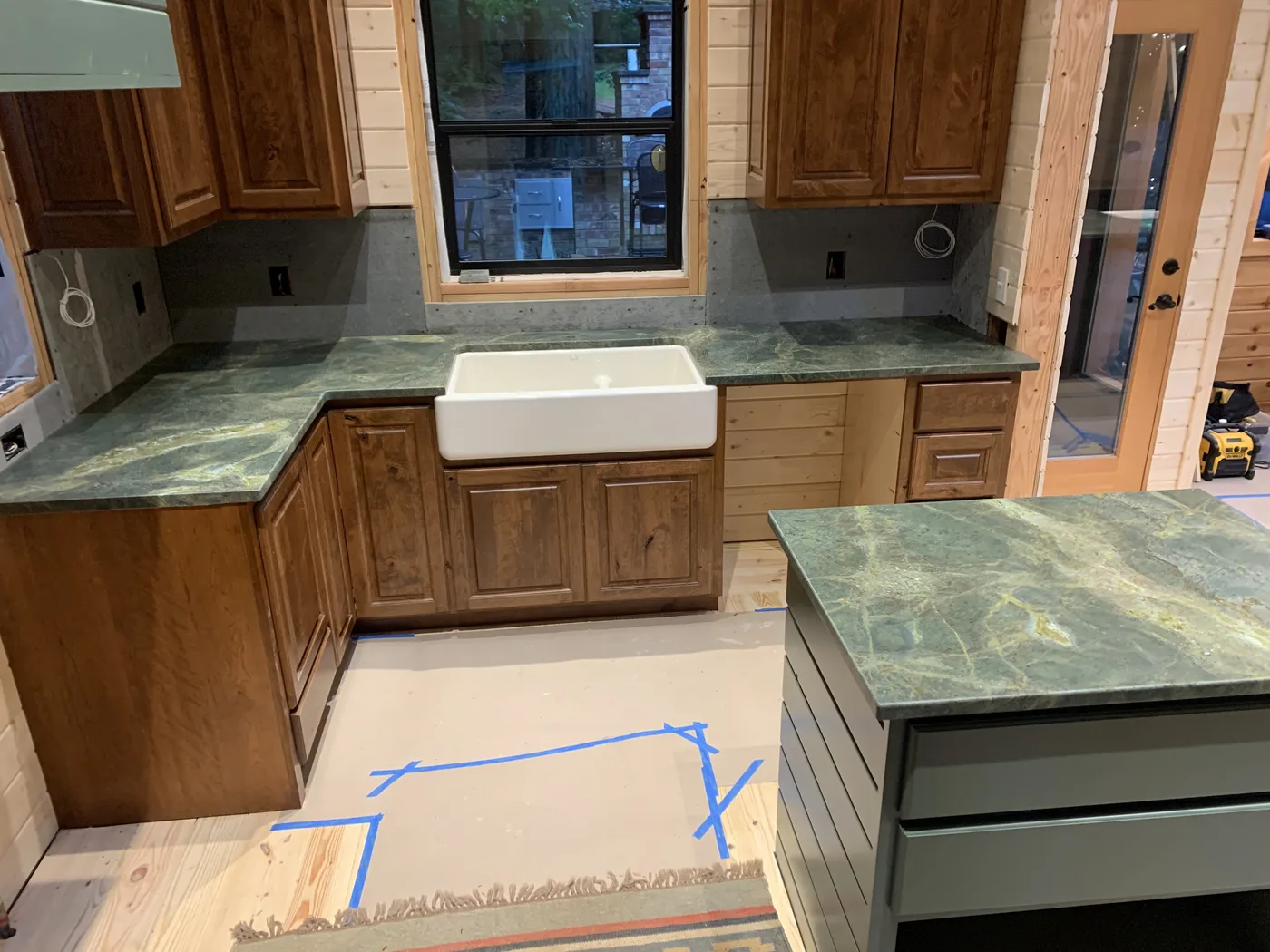A Top Granite kitchen, ready for its owners. A Top Granite project